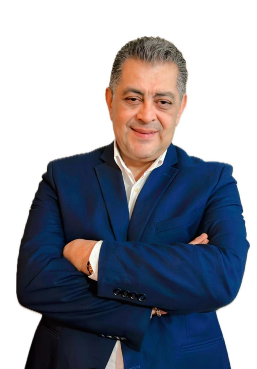 Retrato de Mtro. Ángel E. Vargas Cabrera